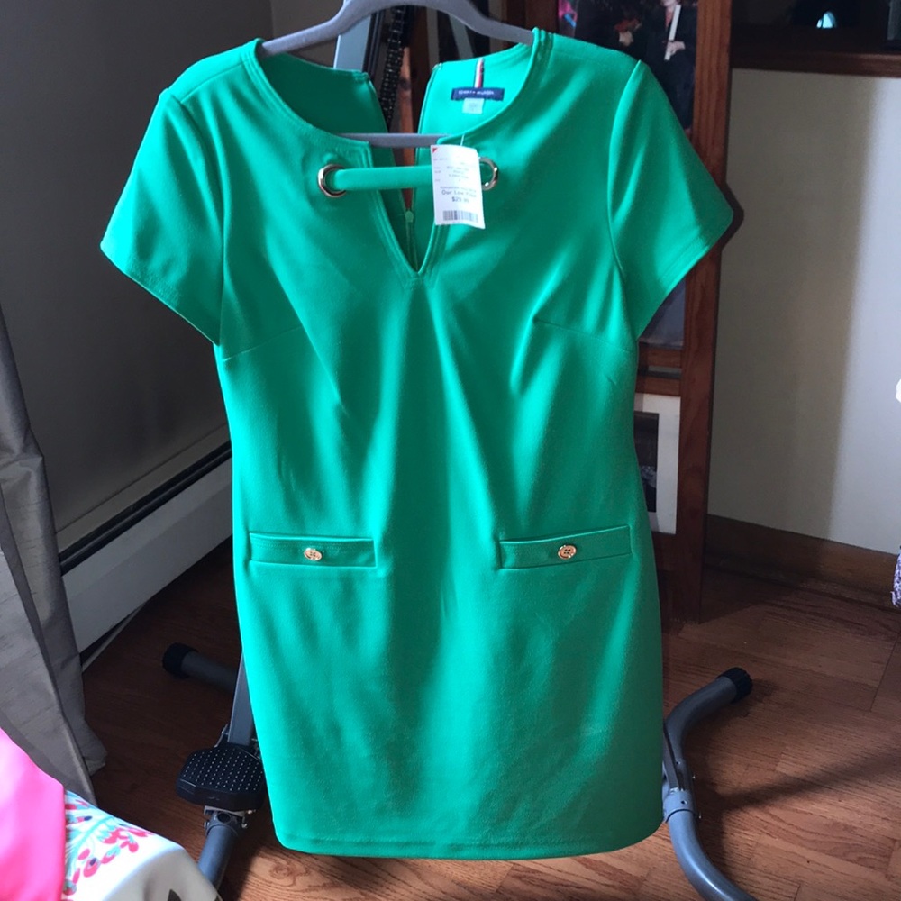 Beautiful Tommy Hill green dress..!!